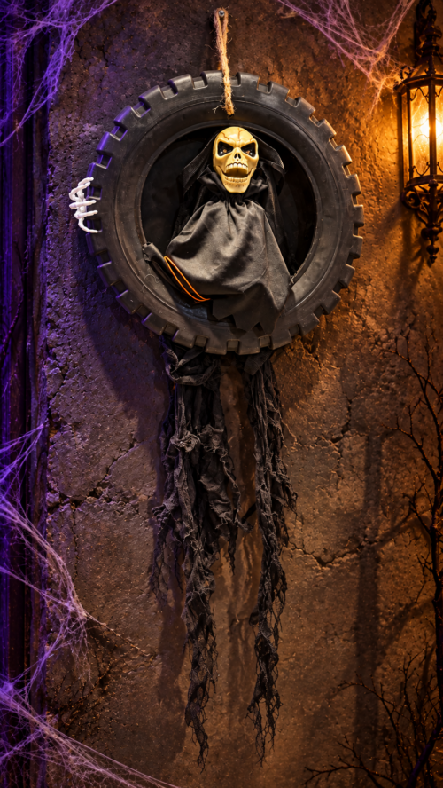 Halloween Animated Skeleton in Tier Decoration
